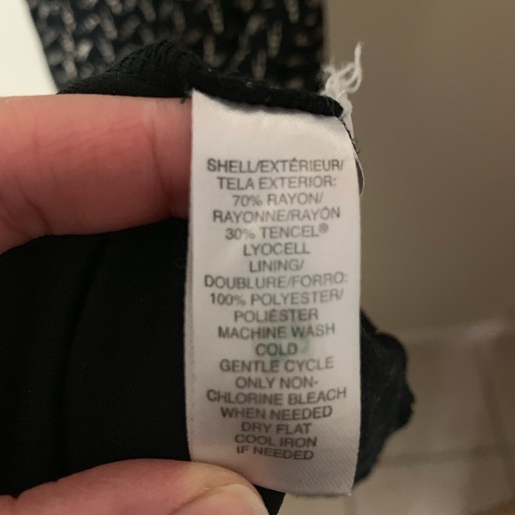 LOFT DRESS - Picture 5 of 5